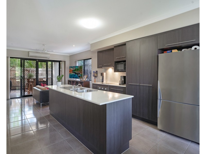 2/7 First Street, North Lakes QLD 4509