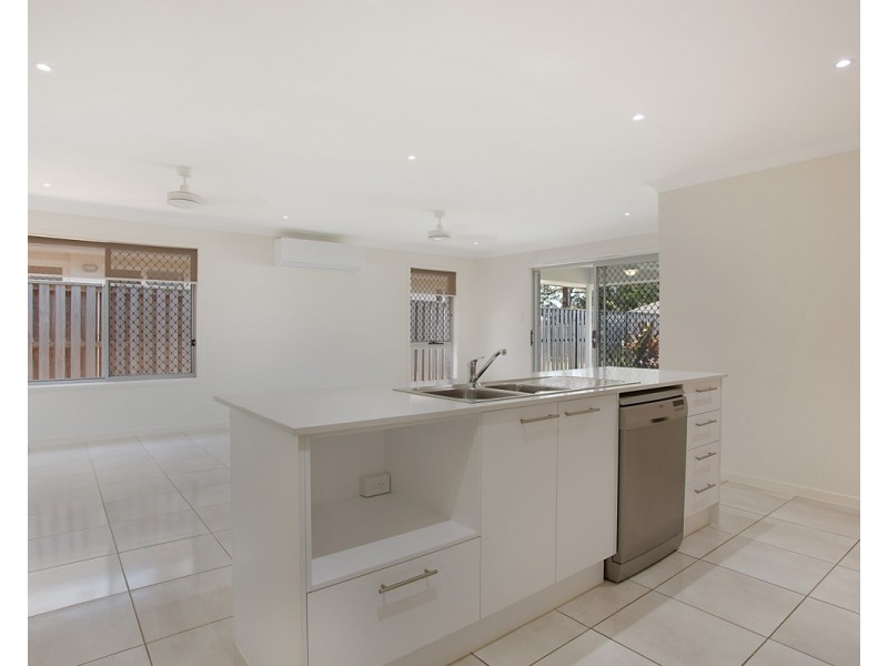 34 Essencia Avenue, Dakabin QLD 4503