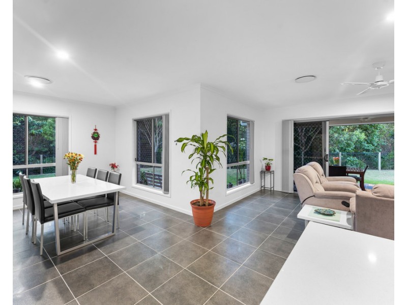 35 Tarong Avenue, North Lakes QLD 4509