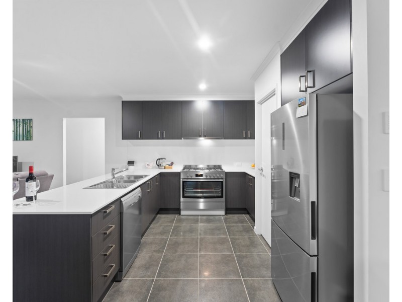 35 Tarong Avenue, North Lakes QLD 4509
