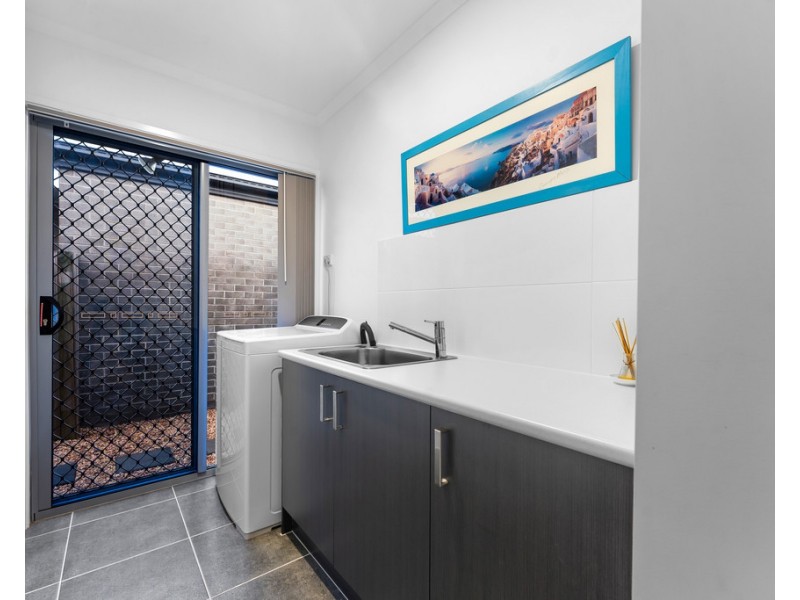 35 Tarong Avenue, North Lakes QLD 4509