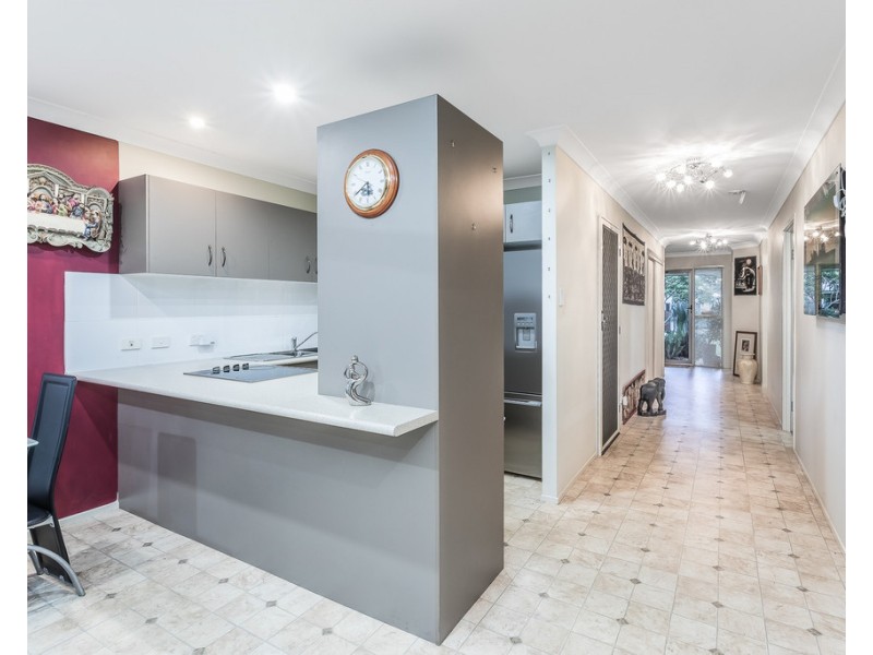 8 Daintree Circuit, North Lakes QLD 4509