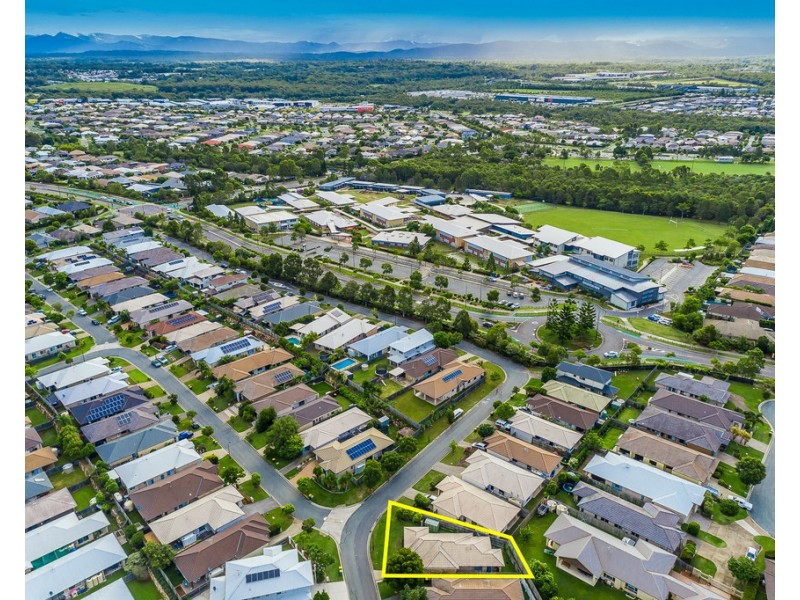 8 Daintree Circuit, North Lakes QLD 4509