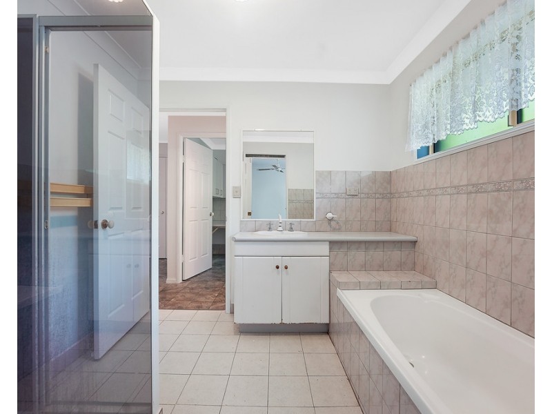 4 Forestlea Court, Rothwell QLD 4022