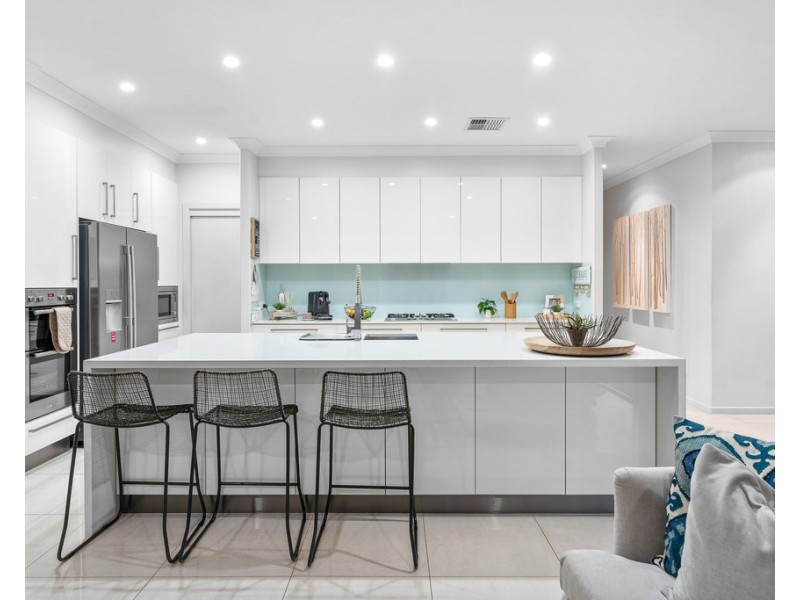15 Kennedy Court, North Lakes QLD 4509