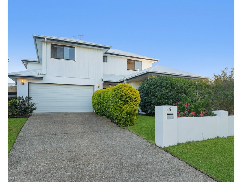 9 Carmody Parade, North Lakes QLD 4509