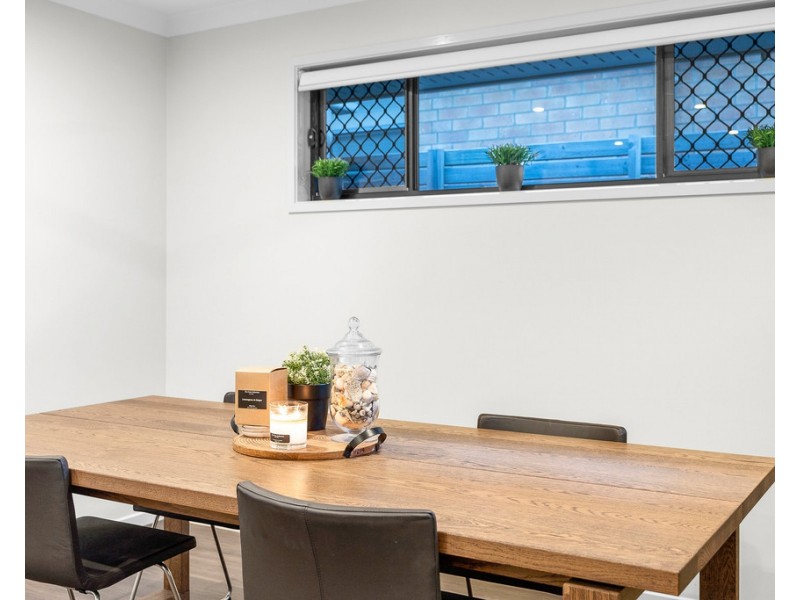 17 Attenborough Circuit, North Lakes QLD 4509