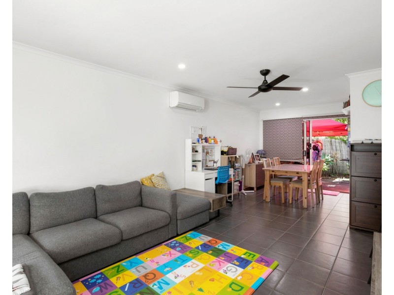 4/6 Station Road, Burpengary QLD 4505