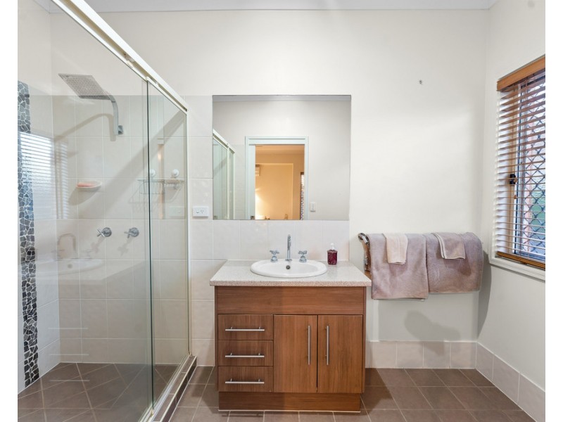 27 Kurrajong Circuit, North Lakes QLD 4509