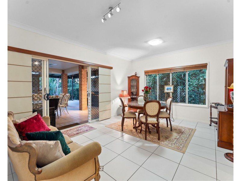 27 Kurrajong Circuit, North Lakes QLD 4509