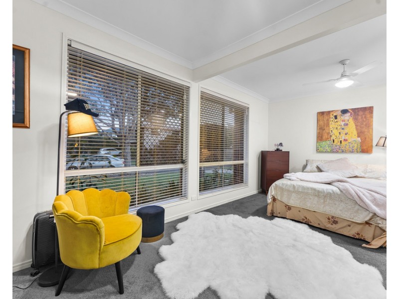 27 Kurrajong Circuit, North Lakes QLD 4509