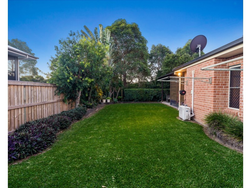 27 Kurrajong Circuit, North Lakes QLD 4509