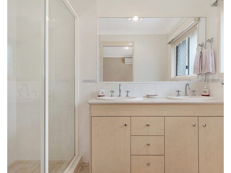 44 Grebe Circuit, North Lakes QLD 4509