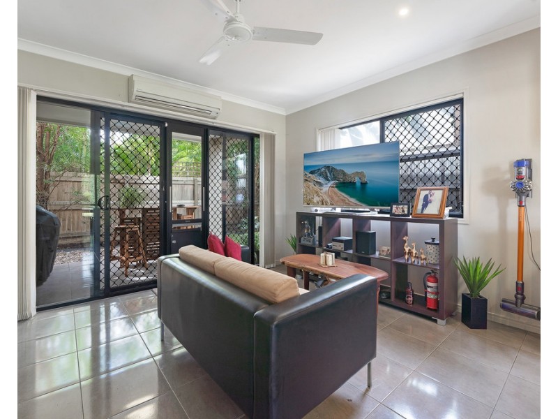 2/7 First Street, North Lakes QLD 4509