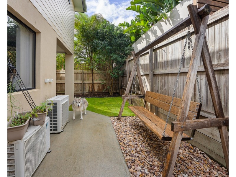 2/7 First Street, North Lakes QLD 4509
