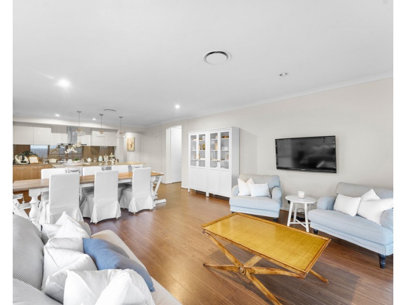 15 Tarlo Street, North Lakes QLD 4509