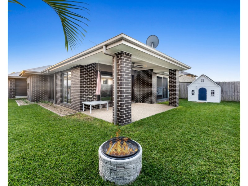 15 Tarlo Street, North Lakes QLD 4509