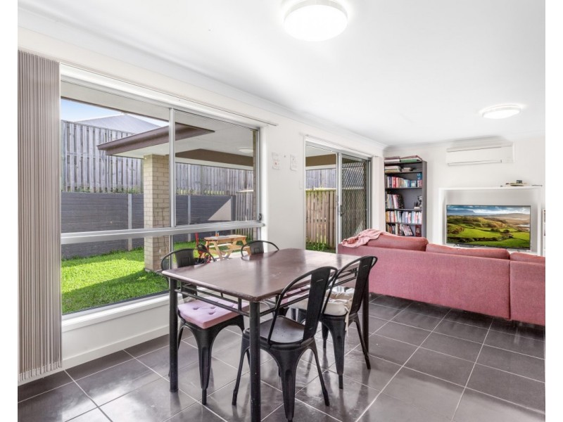 5 Fairy Wren Circuit, Dakabin QLD 4503