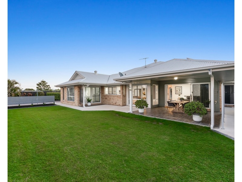 18 Rawlins Crescent, North Lakes QLD 4509