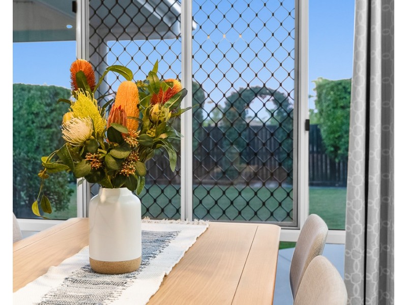 18 Rawlins Crescent, North Lakes QLD 4509