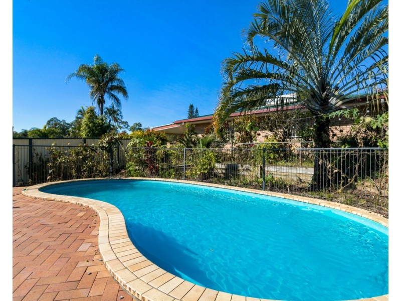 1 Killarney Court, Petrie QLD 4502