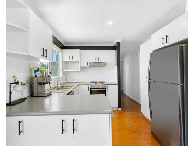 1 Killarney Court, Petrie QLD 4502