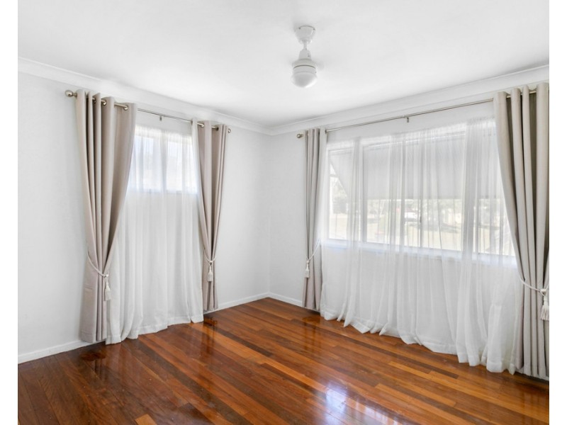 1 Killarney Court, Petrie QLD 4502