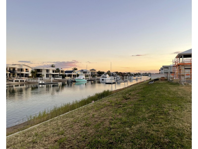 117 Quay Circuit, Newport QLD 4020
