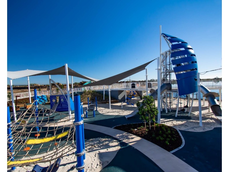 117 Quay Circuit, Newport QLD 4020