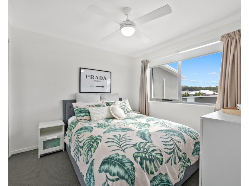 27/44 Fern Parade, Griffin QLD 4503