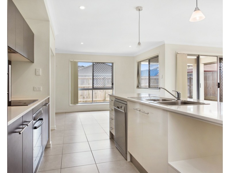 38 Expedition Drive, North Lakes QLD 4509