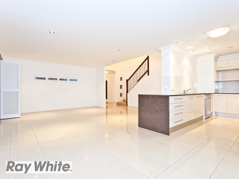 7 Echidna Parade, North Lakes QLD 4509