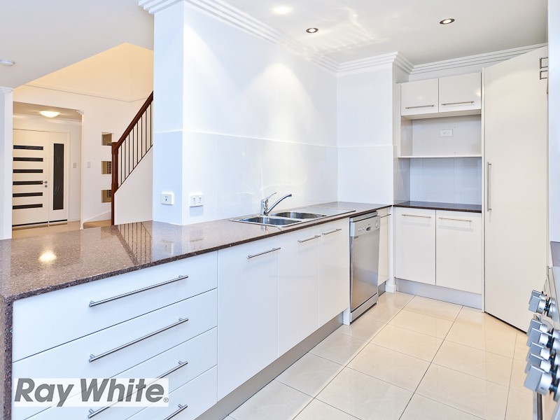 7 Echidna Parade, North Lakes QLD 4509