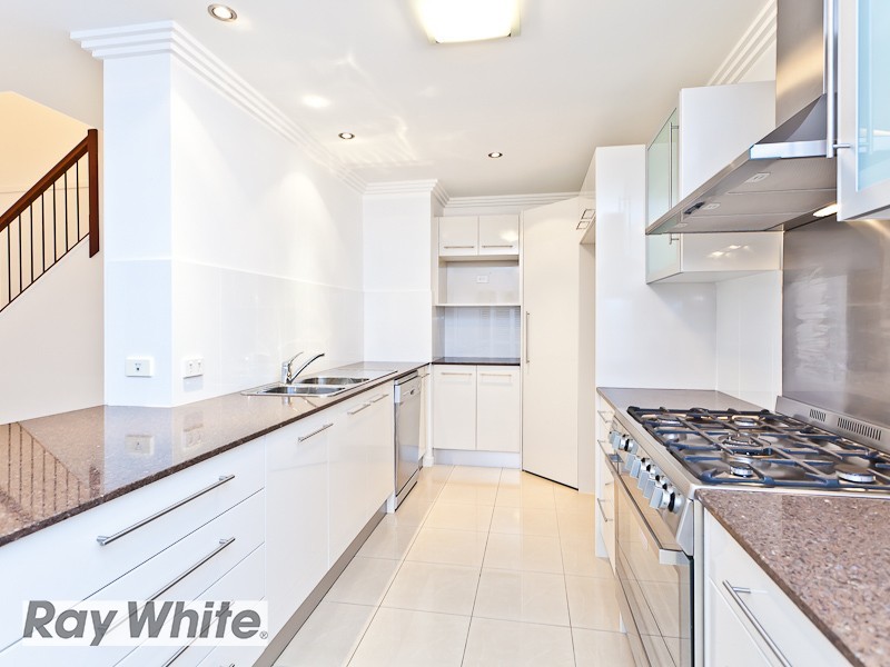 7 Echidna Parade, North Lakes QLD 4509