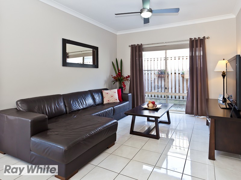 8 Planigale Crescent, North Lakes QLD 4509