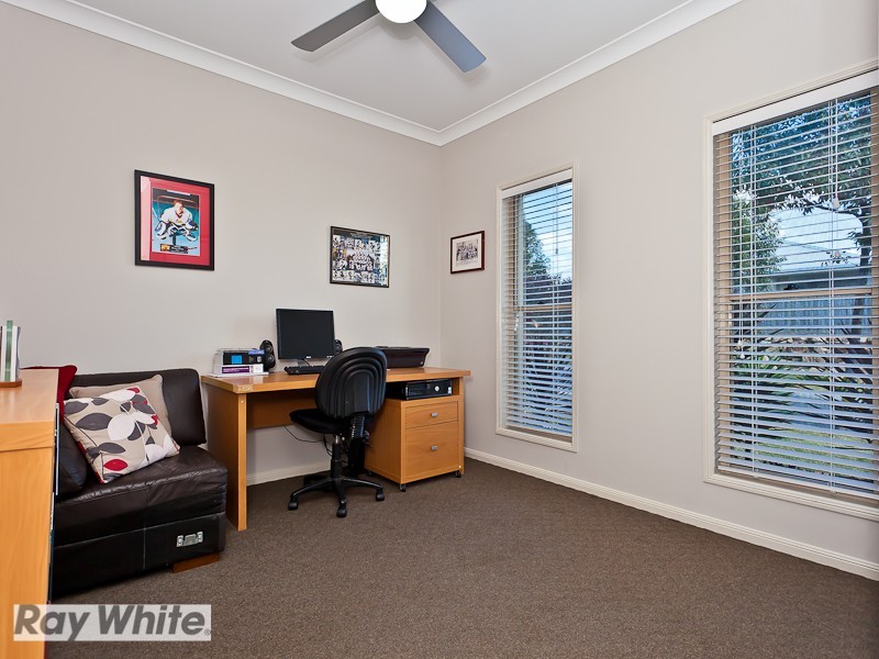 8 Planigale Crescent, North Lakes QLD 4509