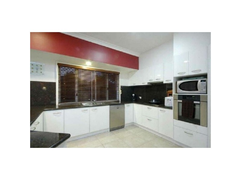 2 Douglas Circuit, North Lakes QLD 4509