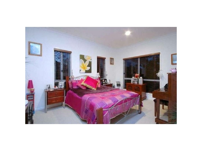 2 Douglas Circuit, North Lakes QLD 4509