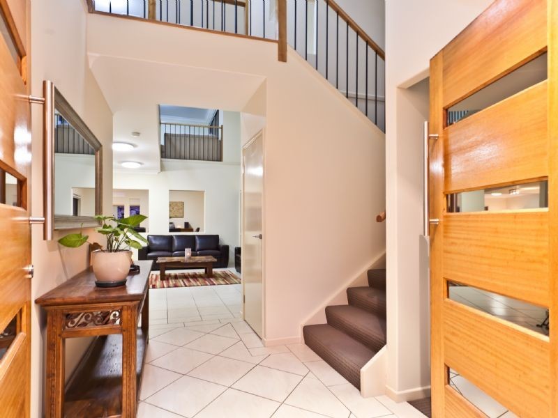 24 Nicklaus Parade, North Lakes QLD 4509