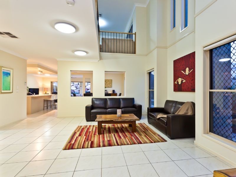 24 Nicklaus Parade, North Lakes QLD 4509