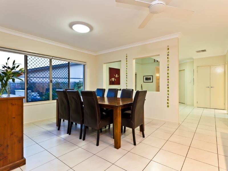 24 Nicklaus Parade, North Lakes QLD 4509