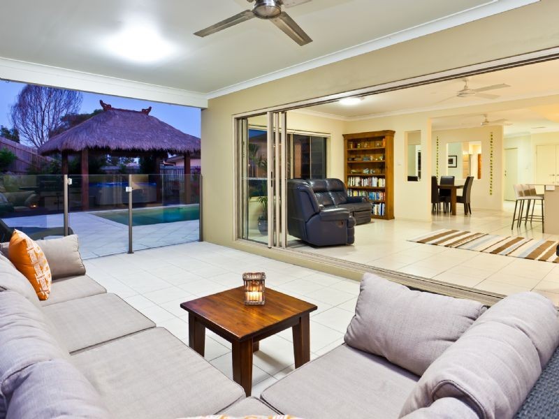 24 Nicklaus Parade, North Lakes QLD 4509