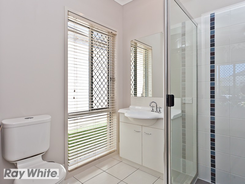 39 Wallaroo Circuit, North Lakes QLD 4509