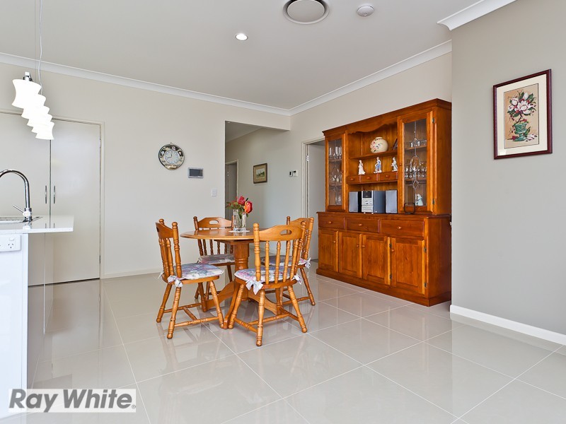 14 Troon Street, North Lakes QLD 4509