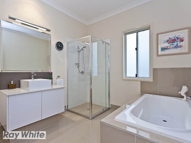 14 Troon Street, North Lakes QLD 4509