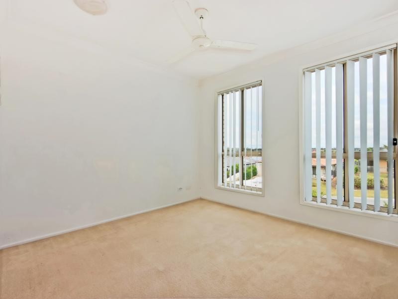 8 Amethyst Court, Griffin QLD 4503