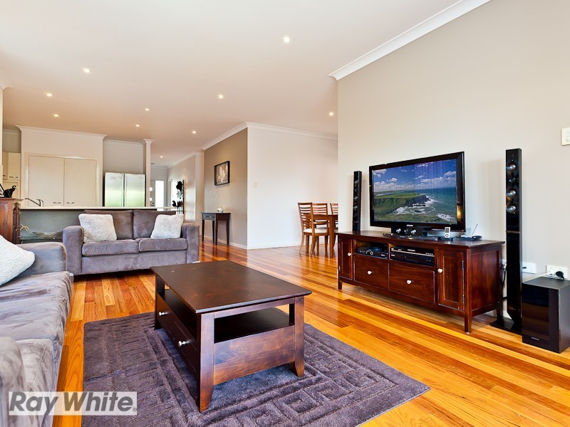 5 Kennedia Court, North Lakes QLD 4509