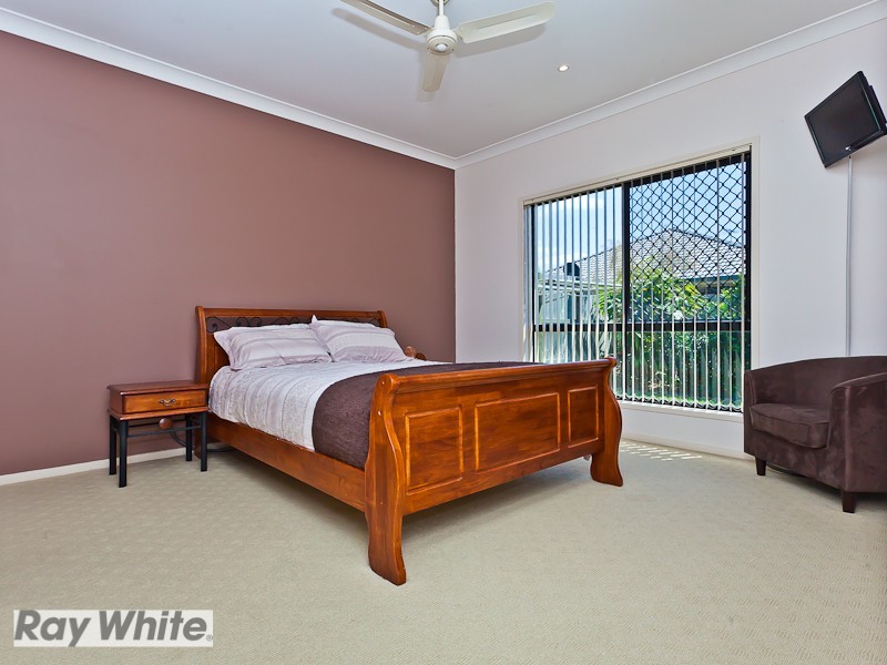 5 Kennedia Court, North Lakes QLD 4509