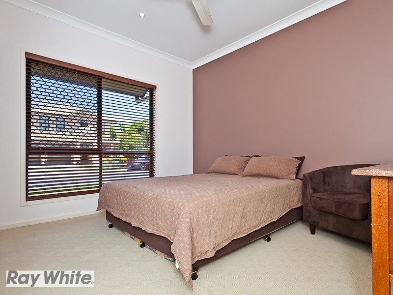 5 Kennedia Court, North Lakes QLD 4509