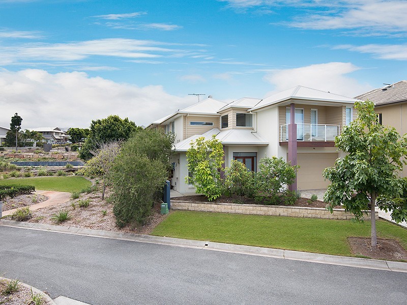 8 Armour Close, North Lakes QLD 4509
